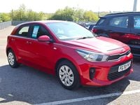 Używany Kia Rio 84 KM (61 kW) 2020 Czerwony Hatchback