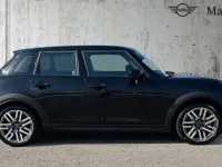 Used Mini Cooper Hatch 113 kW (154 HP) 2025 Black Hatchback