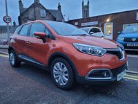 Used Renault Captur Expression+ 90 HP (66 kW) 2013 Orange SUV