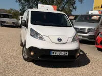 Begagnad Nissan e-NV200 Tekna 80 kW (109 HK) 2019 Vit Minibuss