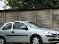 Used Vauxhall Corsa Comfort 75 HP (55 kW) 2001 Silver Hatchback