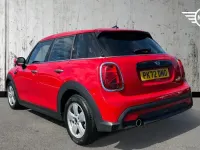 Used Mini Cooper Classic 134 HP (98 kW) 2022 Red Hatchback