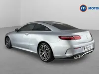 Usado Mercedes E300 AMG Line Premium 258 HP (189 kW) 2023 Coupé