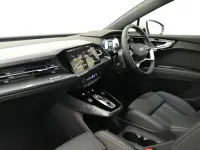 Neu Audi Q4 e-tron S-Line 150 kW (204 PS) 2026 SUV