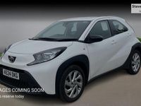 Used Toyota Aygo X PURE 72 HP (52 kW) 2024 White SUV
