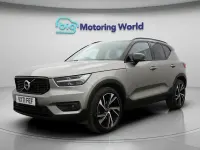 Usado Volvo XC40 R-Design Pro 163 CV (119 kW) 2022 Gris SUV