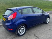 Used Ford Fiesta Zetec 75 HP (55 kW) 2015 Blue Hatchback