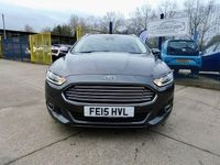 Usado Ford Mondeo Titanium 150 HP (110 kW) 2015 Cinzento Carrinha