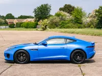 Używany Jaguar F-Type 300 KM (220 kW) 2018 Niebieski Coupe