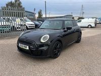 Używany Mini Cooper Sport 2021 Czarny Hatchback