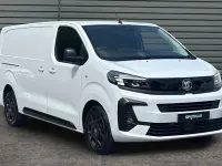 Used Vauxhall Vivaro 120 HP (88 kW) 2024 White MPV