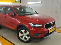 Used Volvo XC40 Momentum 2020 Red SUV