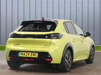 Second-hand Peugeot e-208 GT 113 kW (154 CP) 2024 Galben Hatchback