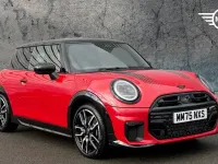Used Mini Cooper Hatch 113 kW (154 HP) 2025 Red Hatchback