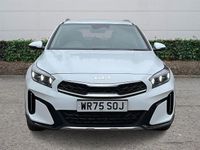 Usado Kia XCeed 114 HP (83 kW) 2025 Branco SUV