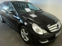 Begagnad Mercedes R320 SE 2006 Minibuss