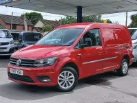 Used VW Caddy Highline 102 HP (75 kW) 2017 Red MPV