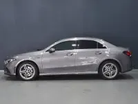 Usado Mercedes A250 AMG line 218 HP (160 kW) 2020 Cinzento Sedan