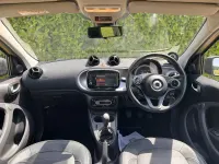 Used Smart ForFour Prime 90 HP (66 kW) 2015 Yellow Hatchback