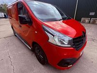 Used Renault Trafic 2016 Red MPV