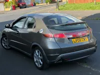 Begagnad Honda Civic EX 138 HK (101 kW) 2008 Grå Halvkombi