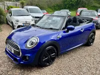 Używany Mini Cooper Cabriolet Sport 136 KM (100 kW) 2020 Niebieski Kabriolet