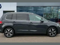 Używany VW Touran SEL 150 KM (110 kW) 2023 Szary Minivan