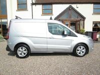 Usado Ford Transit Connect Limited 115 HP (84 kW) 2016 Prateado Monovolume