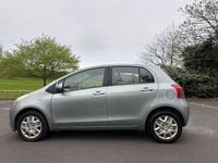 Used Toyota Yaris T3 85 HP (62 kW) 2006 Silver Hatchback
