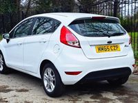 Used Ford Fiesta Zetec 2015 White Hatchback