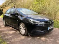 Usado Vauxhall Astra Design Edition 110 HP (80 kW) 2019 Citadino