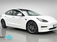 Used Tesla Model 3 Standard Range Plus 366 kW (498 HP) 2021 Sedan