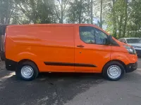 Used Ford Transit Custom 130 HP (95 kW) 2020 Orange Van