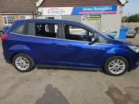 Used Ford Grand C-Max Zetec 120 HP (88 kW) 2018 Blue MPV