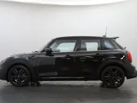Używany Mini Cooper Hatch 134 KM (98 kW) 2021 Czarny Hatchback