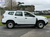 Used Dacia Duster Essentiel 90 HP (66 kW) 2023 White SUV