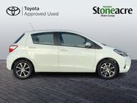 Used Toyota Yaris 111 HP (81 kW) 2019 White Hatchback