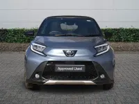 Used Toyota Aygo X 72 HP (52 kW) 2024 Grey SUV