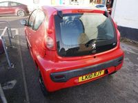 Used Peugeot 107 68 HP (50 kW) 2010 Red Hatchback