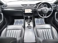 Used Skoda Superb LAURIN & KLEMENT 190 HP (139 kW) 2017 Black Estate