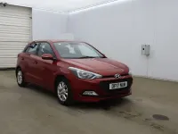 Used Hyundai i20 SE 84 HP (61 kW) 2017 Red Hatchback