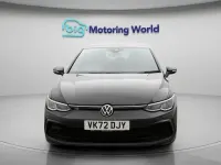 Second-hand VW Golf VIII R-line 150 CP (110 kW) 2024 Hatchback