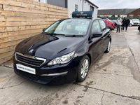 Used Peugeot 308 Active 100 HP (73 kW) 2014 Blue Hatchback