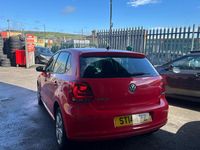 Used VW Polo Edition 60 HP (44 kW) 2014 Red Hatchback