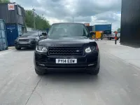 Käytetty Land Rover Range Rover Vogue SE 2014 Musta Katumaasturi