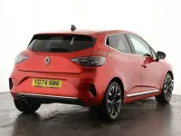 Używany Renault Clio V Techno 90 KM (66 kW) 2024 Czerwony Hatchback