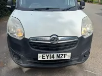 Używany Vauxhall Combo 2014 Biały Minivan