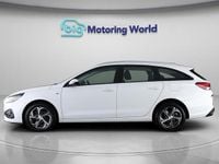 Used Hyundai i30 SE 120 HP (88 kW) 2022 White Estate