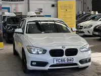 Begagnad BMW 116 Efficient Dynamics 2016 Vit Halvkombi
