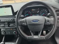 Used Ford Focus ST-Line 125 HP (91 kW) 2019 White Hatchback